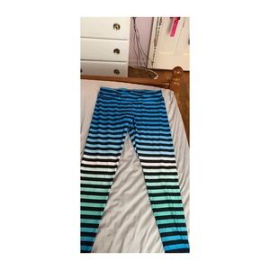 Women’s active leggings